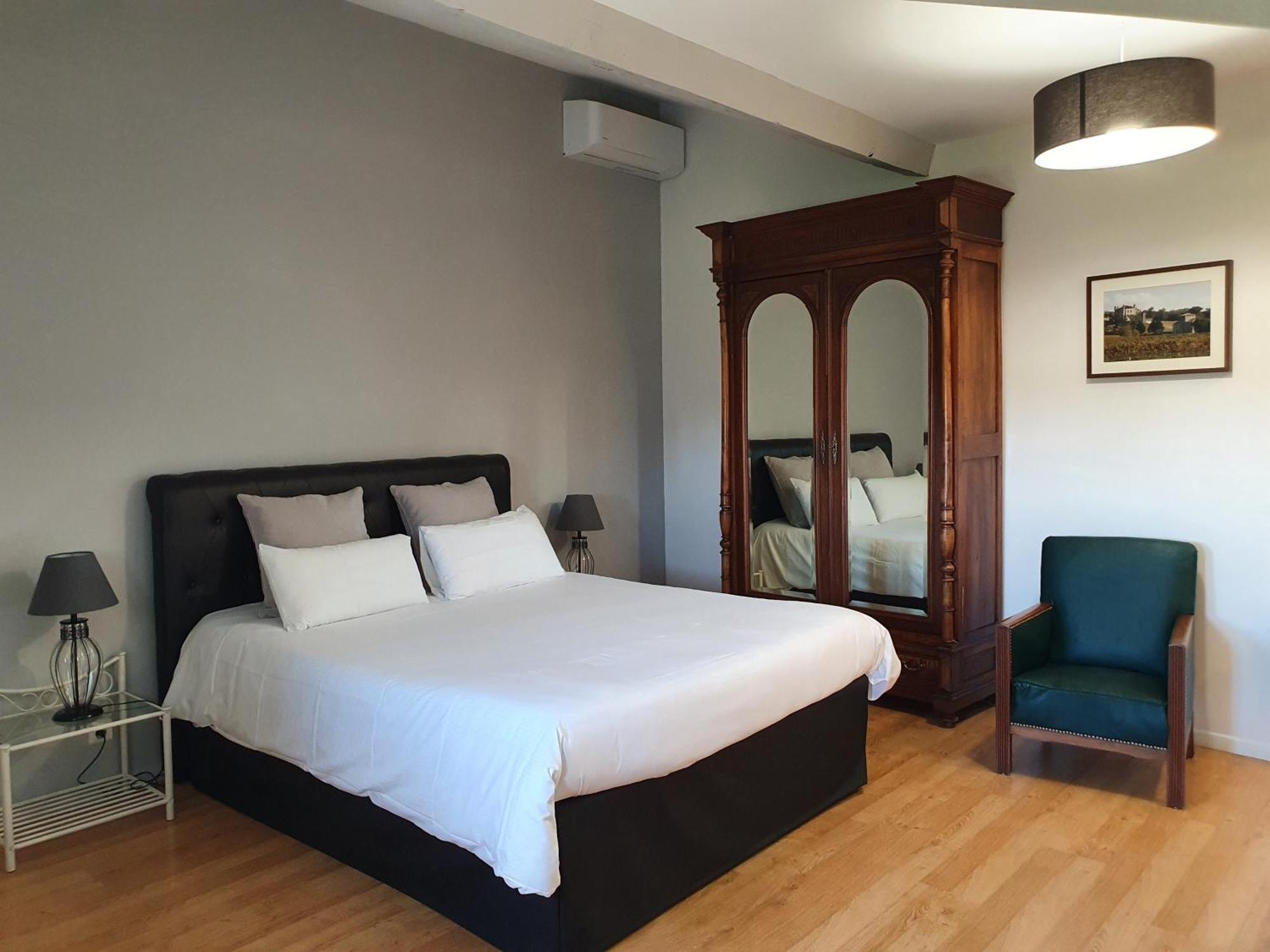Chateau Fleur De Roques - Puisseguin Saint Emilion Room photo